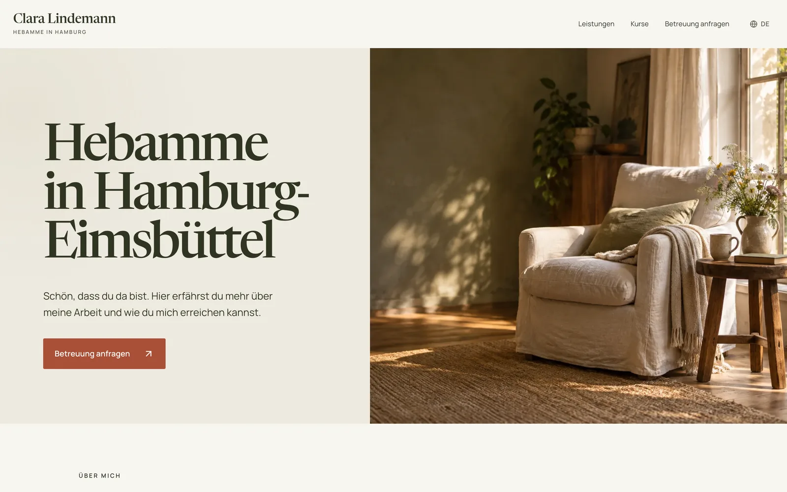 Öffentliche Praxisseite einer Hebamme mit Kursen und Online-Buchung